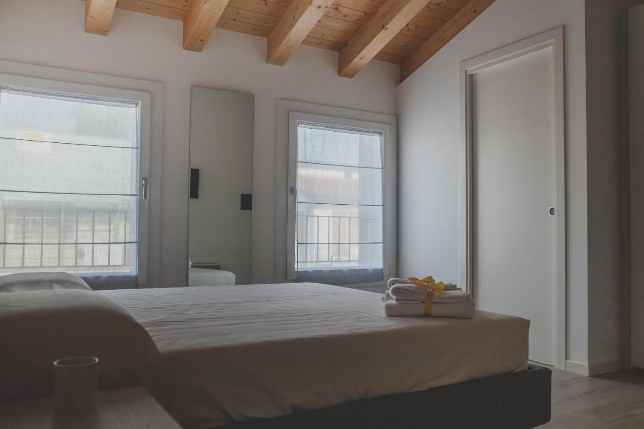 Terra Ferma Rooms&more